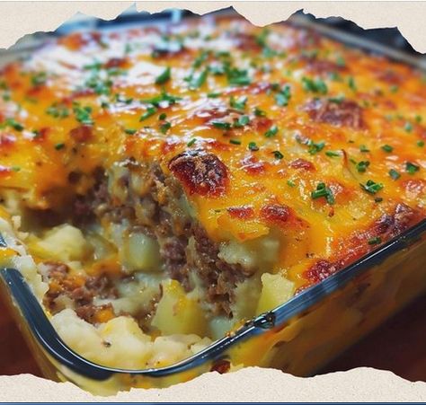 Loaded Potato Meatloaf Casserole – Easy Family Recipes Loaded Potato Meatloaf, Potato Meatloaf Casserole, Outback Potato Soup, Loaded Meatloaf, Savory Meatloaf, Chili Cheese Dog Casserole, Hamburger Meals, Meatloaf Casserole, Easy Family Recipes