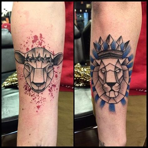 Lion and lamb tattoo Lion And Lamb Tattoo, Crown Thorns, Lamb Tattoo, Tattoo Lion, Super Tattoo, Tatoo Inspiration, Lion And Lamb, Love Tattoo, Jesus Tattoo