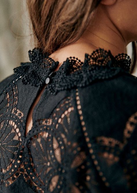 Tops: T-shirts, blouses & shirts| Women's Fashion | Sézane Couture Techniques, Lifestyle Dresses, Black Lace Shirt, 2024 Style, Cookie Cups, Style Edit, Winter Outfit Inspiration, Stylish Work Outfits, Blouse White