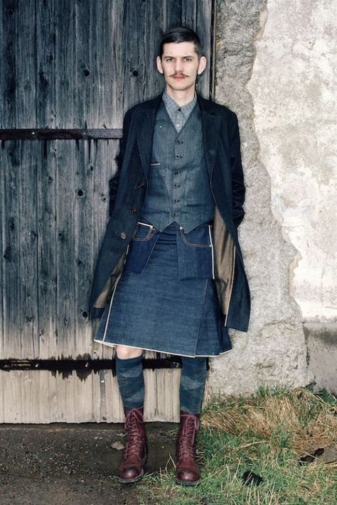 Jeans Skirt Outfit, Kilt Men, Men's Skirts, Male Wears, Men Skirt, Kilted Men, Apron Inspiration, Male Jeans, Denim Vest Men