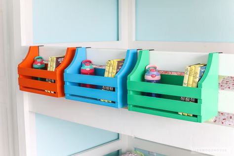 Even if you have a bunk bed, you can still keep books and nighttime essentials close by with this DIY Bunk Buddy. Learn how to build a DIY Bunk Bed Shelf out of scrap wood - so useful and practically free to make! Bunk Buddy, Bunk Bed Shelf, Bunk Beds For Girls Room, Bunk Beds For Boys Room, Bed Shelf, Bunk Bed Ladder, Bunk Beds Boys, Bunk Bed Storage, Bunk Bed Plans