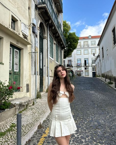 I hope in my next life I’m born in Europe 🤍🕊️ @peppermayo #peppermayo Hannah Robinson, Next Life, April 6, Lisbon Portugal, Life I, Summer 2024, Lisbon, Portugal, I Hope