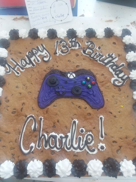 Video Game Cookie Cake, Gamer Cookie Cake, Gaming Birthday, Cake Video, Cookies Theme, Birthday Cookie, Gamer Birthday, Cookie Cake Birthday, Cookie Cakes