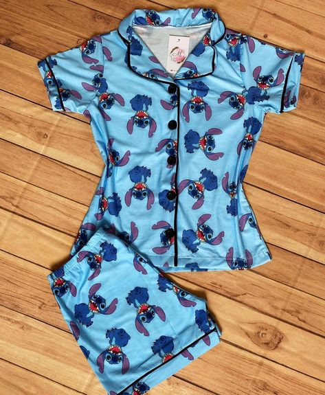 Edgy Outfits Summer, Seth Clearwater, Cute Lounge Outfits, Cute Edgy Outfits, Lilo And Stitch Merchandise, Stitch Backpack, Cute Disney Outfits, Lounge Outfits, Cute Pjs