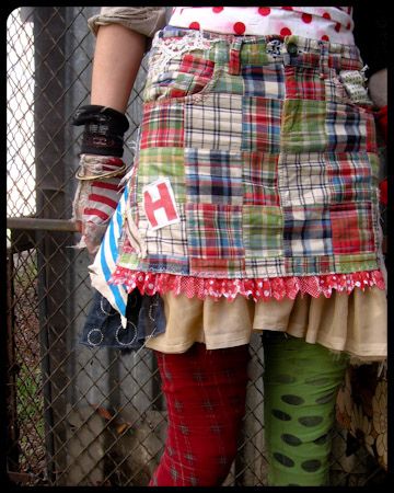 pippi Skirt Style, Twee Style, Funky Style, Button Outfit, Funky Outfits, Quirky Fashion, Swaggy Outfits, Pattern Mixing, Looks Style