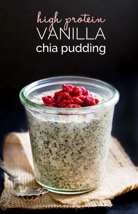 Protein Vanilla Chia Pudding - without the protein powder! 18g of protein per serving - and much healthier too! Vanilla Chia Pudding, Chia Seed Recipes, Simply Quinoa, Chia Pudding Recipes, The Best Breakfast, Vegan And Gluten Free, Breakfast Drink, God Mat, Quinoa Recipes