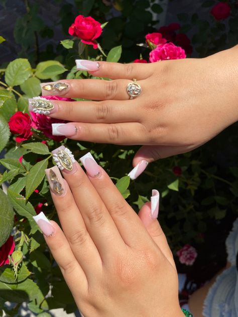 Nail Inspo Virgencita, Short Virgencita Nails, Pink Virgin Mary Nails, Pink Virgencita Nails, Virgencita Nails Short, Marry Nails, Virgin Mary Nails, Virgencita Nails, Hispanic Nails