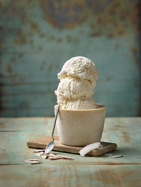 Ice Cream Photography Creative Ideas, Ice Cream Product Photography, Ice Cream Scoop Photography, Ice Cream Commercial Photography, Ice Cream Texture Photography, Vanilla Ice Cream Photography, Ice Cream Aesthetic, Natural Ice Cream, Cream Donut