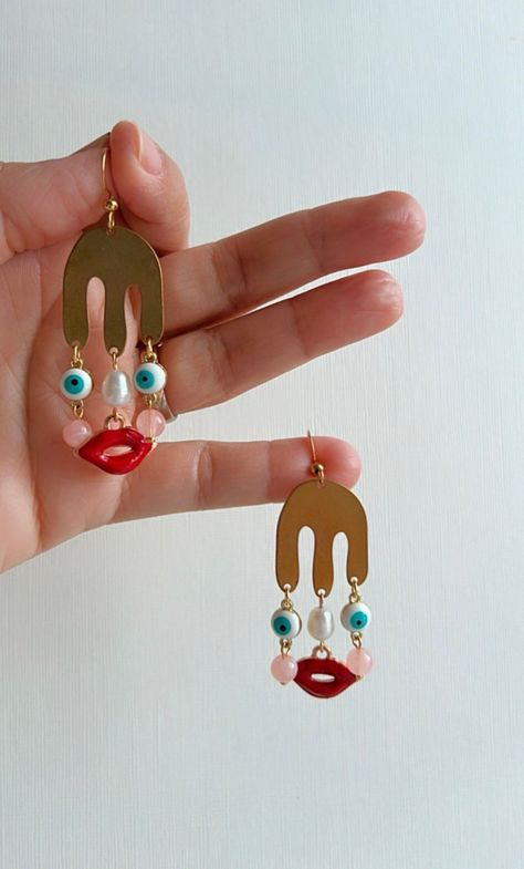 Fun Earrings Unique, Artistic Earrings, Funny Earrings, Unusual Earrings, Face Earrings, Dope Jewelry, Earrings Inspiration, Funky Jewelry, April 29