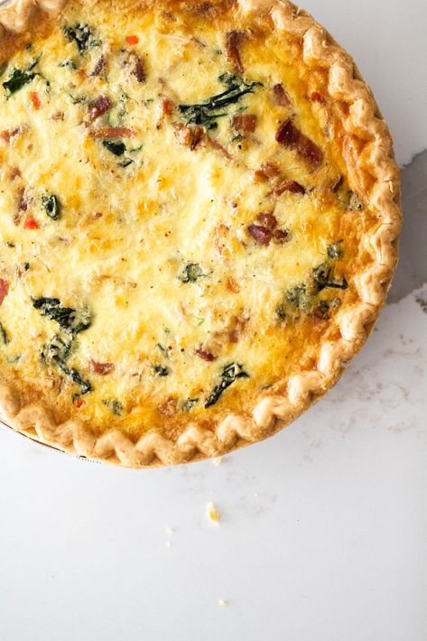 Bacon and Kale Quiche | Jaylynn Little Kale Quiche, Best Quiche Recipes, Bacon And Cheese Quiche, Bacon Kale, Mushroom Quiche, Easy Quiche, Bacon Quiche, Spinach Mushroom, Cheese Quiche