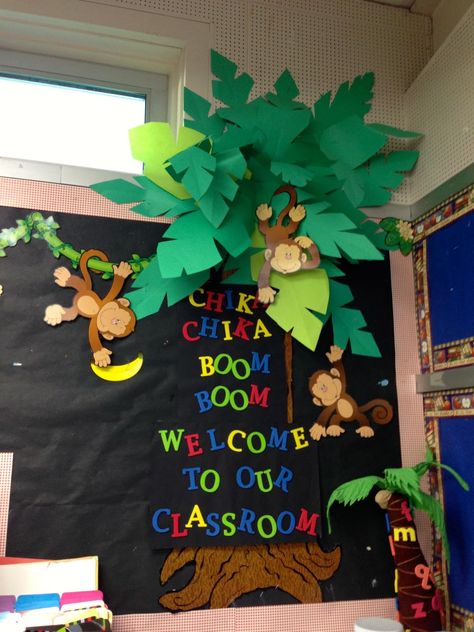 KFUNdamentals: Chicka-Chicka-Boom-Boom: (Classroom Set-Up Part 3) Chicka Chicka Boom Boom Bulletin Board, Jungle Classroom Door, Chicka Chicka Boom Boom Tree, Safari Theme Classroom, Bulletin Board Tree, Jungle Classroom, Jungle Theme Classroom, Classroom Bulletin Board, Preschool Bulletin