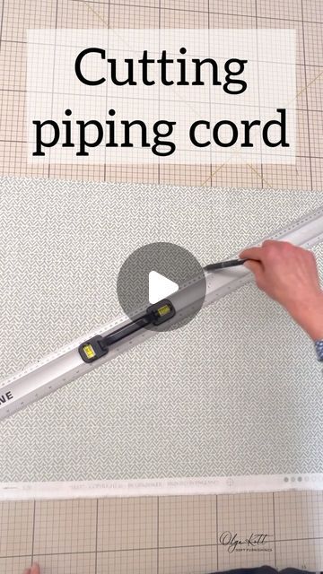 Olga Kott on Instagram: "Let’s cut and join the cushion piping cord today - shorter version #piping #cushion #cushioncover #sewing #diy #tutorial #reelsinstagram #reelsvideo" Cushion Piping, Piping Cushion, Piping Tutorial, Sewing Piping, Tutorial Sewing, Sewing Diy, Sewing Techniques, Sewing Hacks, Soft Furnishings