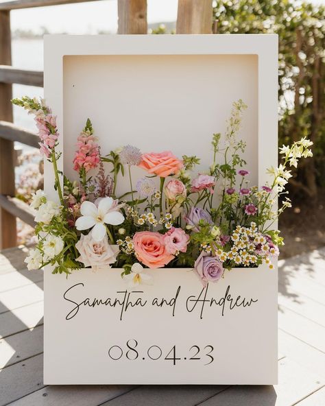 Boho Babes | Forever a favorite of ours 🌸💞🍃 @eventsbyemilyandco @paradisepointsd @rachellauraphotography @darlinfloralco @samm_stengel | Instagram #Flower #Bar #Ideas #HomeStyle #Elevating #Creativity #Events #with #Floral #Garden #Kitchens Flower Bar Ideas, Flower Box Welcome Sign, Garden Kitchens, Diy Flower Box, Decor For Birthday Party, 2025 Ideas, Diy Flower Boxes, Girly Decor, Mosaic Frame