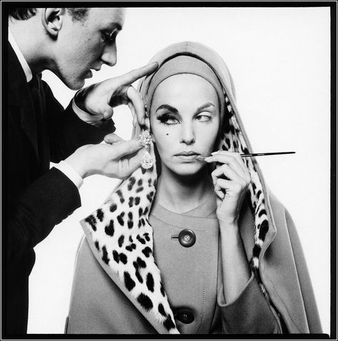 Margo McKendry, Marc Bohan for Dior's 'Jungle' ensemble, A… | Flickr Richard Avedon Photography, Marc Bohan, Alfred Eisenstaedt, Guy Bourdin, Dior Collection, Robert Doisneau, Richard Avedon, Steven Meisel, Fashion Photography Inspiration