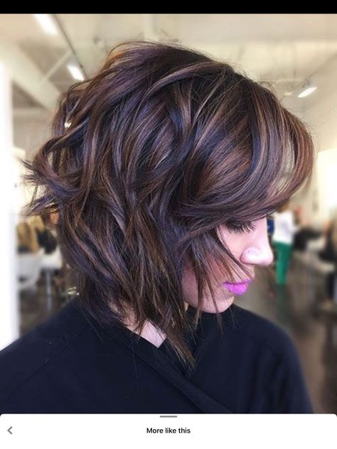 Short Layered Bob Hairstyles, Wavy Haircuts, Layered Bob Hairstyles, Haircuts For Wavy Hair, Short Wavy Hair, Short Hair With Layers, Dark Brown Hair, Short Bob Hairstyles, Brown Hair Colors