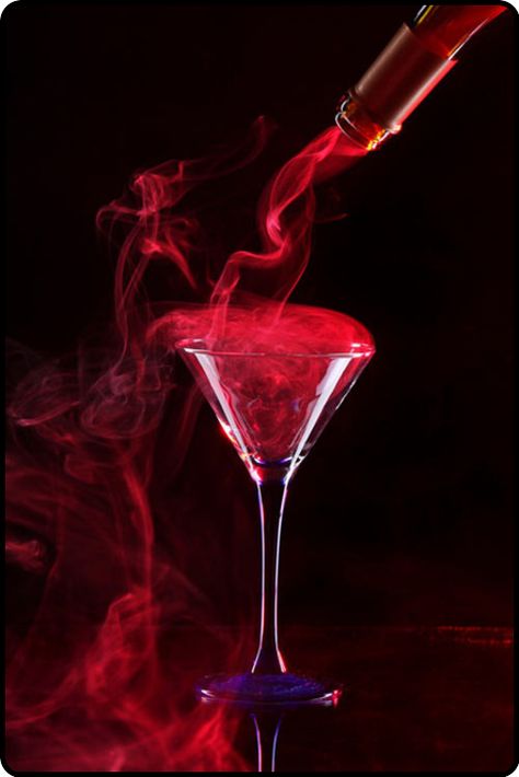 I See Red, Simply Red, Foto Art, Negroni, Beautiful Gif, Red Aesthetic, Martini Glass, Red Hot, Shades Of Red