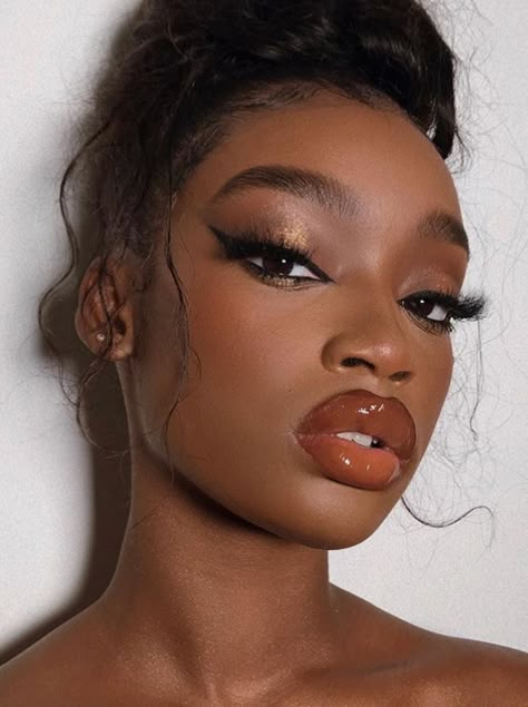 Mekap Mata, Brown Girls Makeup, Soft Makeup Looks, Makeup For Black Skin, Formal Makeup, Soft Glam Makeup, Brown Skin Makeup, Smink Inspiration, Glam Makeup Look