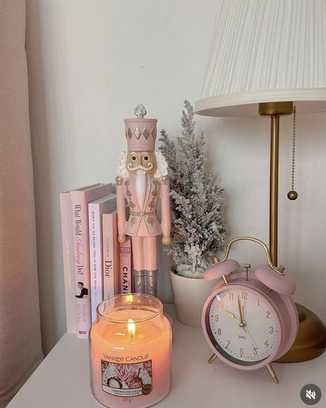 Merry Pinkmas, Christmas Dreaming, Pink Xmas, Pink Christmas Decorations, Pink Holiday, Christmas Room Decor, Christmas Feeling, Christmas Bedroom, Christmas Inspo