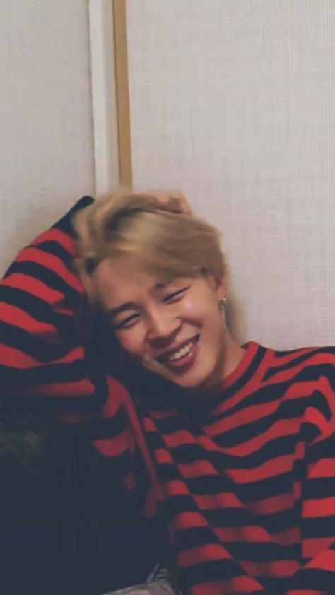 Jimin Boyfriend Material Wallpaper, Jimin Smile, Dawon Sf9, Jeongguk Jeon, Jimin Pictures, Park Jimin Bts Wallpaper, Jimin Funny, Park Ji Min, Park Jimin Cute