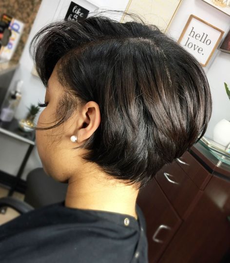 Long Pixie With Side Bangs Short Bob Hairstyles For Black Women Natural, Bob On Fine Hair, Edgy Bob, Shaggy Bob Hairstyles, Black Bob Hairstyles, Short Layered Bob Hairstyles, Angled Bob Hairstyles, Messy Bob Hairstyles, Bob Cuts