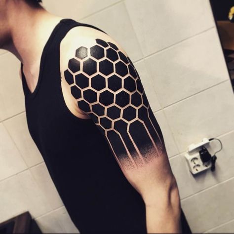 Tattoo Trends Geodesic Sleeve 👍🏼 Follow on Instagram 📸 @thecuriopop & follow the 🔗! #tattoos #tattoosformen Tech Tattoo Design, Deltoid Tattoo, Men Tattoo Ideas Sleeve, Cover Tattoo Ideas, Geometric Pattern Tattoo, Black Gray Tattoo, Black Work Tattoos, Small Black Tattoos, Cover Up Tattoos For Men