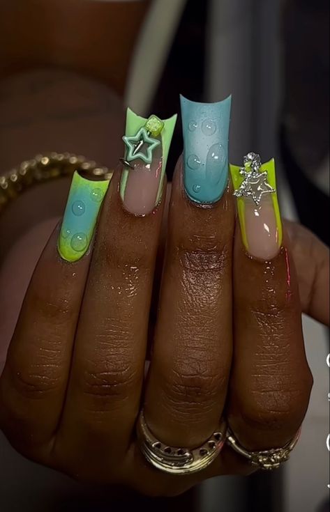 Blue Lime Green Nails, Vacation Duck Nails, Vacay Nails Black Women, Blue Green And Yellow Nails, Blue And Green Nails Short, Lime Green Duck Nails, Teal Duck Nails, Duck Nails Green, Green And Blue Nail Ideas