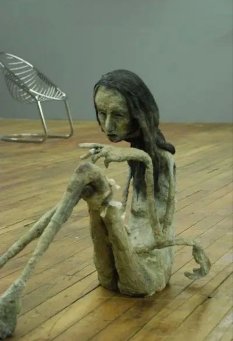 Scary Sculptures, Arte Indie, Arte Peculiar, Sculpture Art Clay, Soyut Sanat Tabloları, Arte Inspo, Scary Art, Clay Art Projects, Wow Art