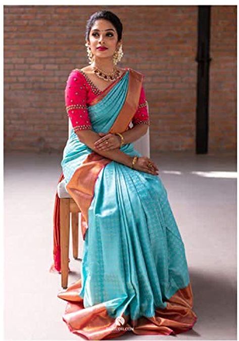 Saree Contrast Blouse, Sky Blue Saree, Blue Silk Saree, Bridal Sarees South Indian, Wedding Saree Indian, Blue Saree, Woman Weaving, Kanchipuram Saree, Saree Look