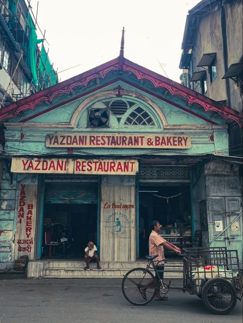 Old Bombay Aesthetic, South Bombay Aesthetic, Bombay Aesthetic, Old Bombay, Old Mumbai, South Bombay, India Core, Mumbai Trip, Indian Cafe