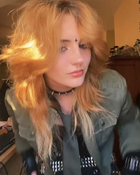 Ginger Wolf Cut, Nonbinary Hair, Transition Goals, Shave My Head, Hair Stylies, Current Styles, Hair Reference, Cut My Hair, Grunge Hair