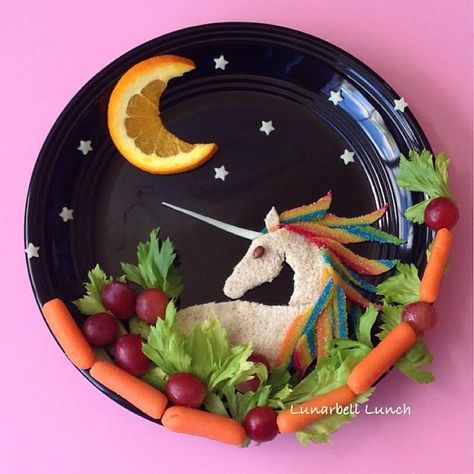 Salad Making, Food Art For Kids, Creative Food Art, Healthy Eating For Kids, Fun Kids Food, Cooking Art, Food Crafts, Fruit Art, Edible Art