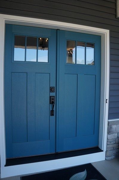 I really like the double doors for the entry but I would add transom windows above and on the sides. Hampton Exterior, Beach Townhouse, Door Remodel, Double Front Entry Doors, Double Door Entryway, Exterior Entry Doors, Traditional Front Doors, Double Doors Exterior, Flip House