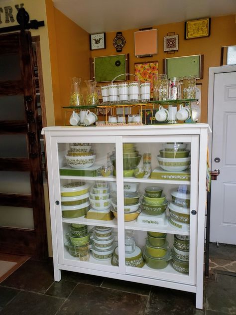 Black Hutch, Pyrex Display, Display China, Pyrex Collection, China Hutch, China Display, Kitchen Inspo, Vintage Pyrex, Luggage Sets