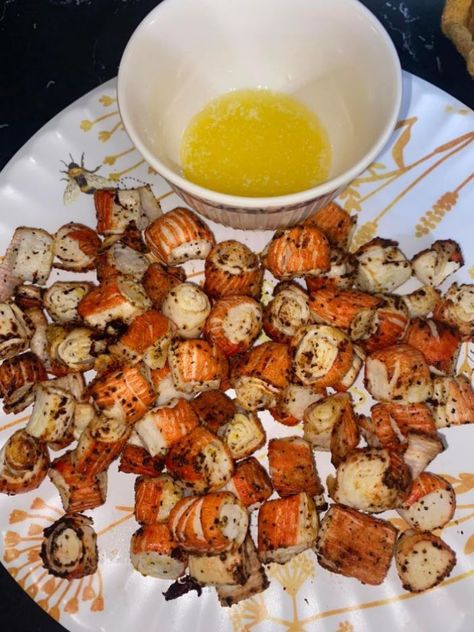 Crab Crunchies  – Recipes on a Budget Crab Bites Recipe, Crab Bites, Garlic Dipping Sauce, Work Coat, Easy Homemade Recipes, Country Cooking, Bowl Cut, Great Appetizers, Easy Delicious Recipes