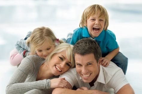 cute Family Dentist, Family Inspiration, Ideas Family, Family Posing, Cute Family, Jolie Photo, 인물 사진, Family Photoshoot, Family Pictures