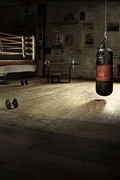 Old Boxing Gym Aesthetic, Vintage Boxing Gym, Boxing Studio, Kickboxing Gym, Boxing Rings, Vintage Boxing, Gym Wallpaper, Diy Home Gym, Boxing Ring