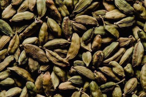 Everything About Cardamom Pods You'll Want to Know - Recipes.net Quick Bbq Sauce Recipe, Memphis Bbq Sauce Recipe, Recipe For Bbq Sauce, Honey Bbq Sauce Recipe, Bbq Sauce Homemade Easy, Make Bbq Sauce, Carolina Bbq Sauce, How To Make Bbq, Homemade Bbq Sauce Recipe