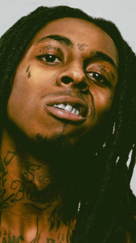 Lil Wayne 2000s Style, Lil Wayne 2000s, Lil Wayne Art, Lil Wayne Aesthetic, Wayne Wallpaper, Music While Studying, Lil Weezy, Star Trails Photography, Rapper Lil Wayne