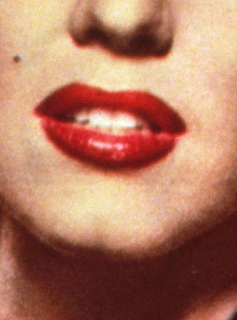 1950s Red Lipstick, Red Lipstick Aesthetic Vintage, Marilyn Monroe Lips, Glossy Red Lipstick, Mcu Dr, Wear Red Lipstick, Perfect Movie, Candy Necklaces, Lip Swatches