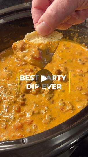 Velveeta Nacho Dip, Easy Crockpot Chip Dip, Chilis Queso Dip, Cheese Dip Recipes Velveeta, Easy Crockpot Dips, Velveeta Queso Dip, Easy Nacho Cheese, Queso Dip Velveeta, Crockpot Dip