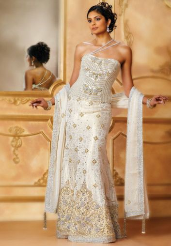 http://k-kiss.hubpages.com/hub/Engagement-Saree-and-Lahenga Sabyasachi Wedding Lehenga, Hindu Clothing, Engagement Saree, Muslimah Wedding Dress, Diwali Outfits, Desi Wedding Dresses, Bollywood Outfits, Desi Fashion Casual, Ghagra Choli