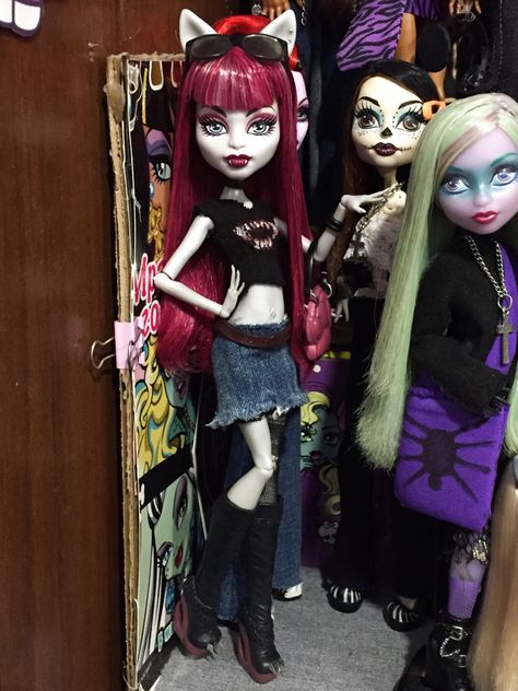 Monster High Create A Monster, Monster High Restyle, Create A Monster, New Monster High Dolls, G3 Monster High, Doll Restyle, Werewolf Girl, Monster H, Monster High Doll Clothes