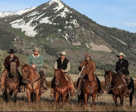 Yellowstone Tv Show, Mexican Aesthetic, Chesapeake Shores, Yellowstone Series, Luke Grimes, Cole Hauser, Cowboy Pictures, American Summer, Donald Glover