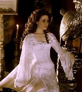 Phantom Of The Opera Emmy Rossum, The Phantom Of The Opera Christine, Christine Daae Costume Halloween, Christine Phantom Of The Opera Costume, Phantom Of The Opera Gif, Christine Phantom Of The Opera, Phantom Of The Opera Christine, Phantom Costume, Phantom Of The Opera 2004