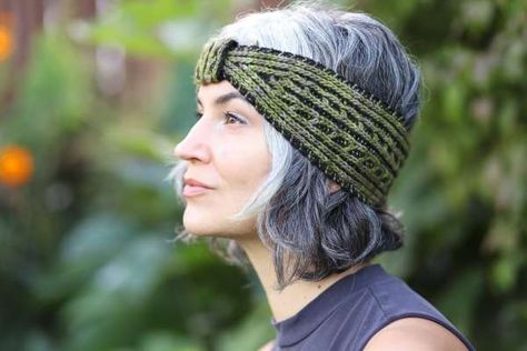 If you’ve never tried two-color brioche, or shaping in brioche, the Doe Ears Headband by Lavanya Patricella is a great skill building project that doesn’t take a lot of time, or a lot of yarn. This would be a … Read More... Brioche Pattern, Brioche Knitting Patterns, Headband Winter, Knit Headband Pattern, Brioche Knitting, Brioche Stitch, Malabrigo Yarn, Winter Pattern, Knitting Blogs