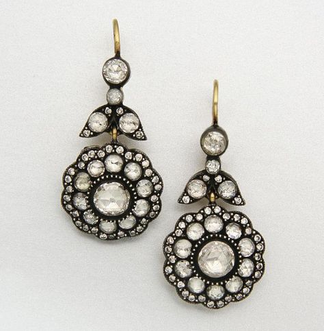 GOLD, SILVER AND DIAMOND EARRINGS 100 diamonds approx 3.75 cts. Victorian or Victorian style. Vintage Earrings Victorian, Expensive Jewlery, Georgian England, Antique Diamond Earrings, Lady Susan, Sterling Silver Diamond Earrings, Victorian Jewellery, 3 Earrings, Georgian Jewelry