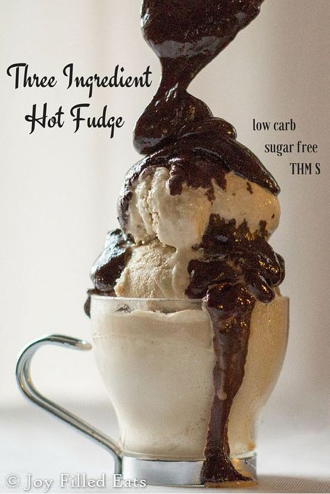 Warm, gooey, chocolatey Hot Fudge. One of the best things ever. Now you can… Keto Hot Fudge Sauce, Sugar Free Hot Fudge Sauce, Keto Condiments, Thm Sweets, Trim Healthy Mama Dessert, Sweets Chocolate, Low Carb Ice Cream, Sugar Free Sweets, Joy Filled Eats