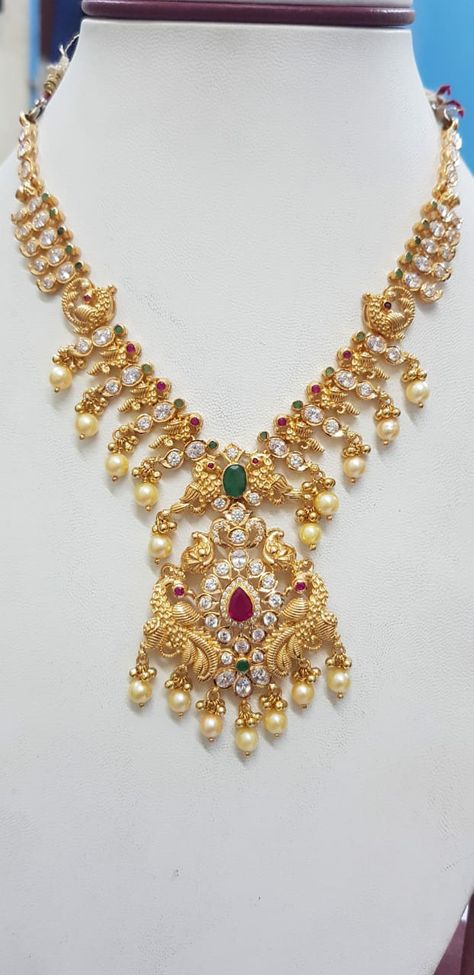 45 grams..necklace Kasula Haram, Mini Haram, Mango Haram, Expensive Decor, Jhumka Designs, New Gold Jewellery Designs, Antique Gold Jewelry Indian, Traditional Ornaments, Modern Gold Jewelry