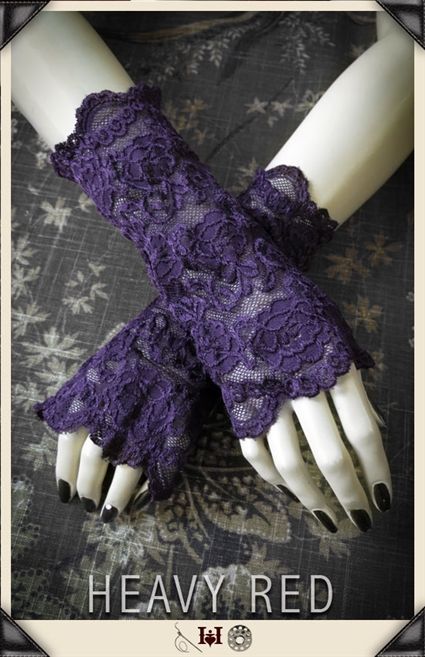 Purple Steampunk Outfit, Purple Lace Gloves, Purple Gothic Accessories, Gothic Purple Outfit, Purple Romantic Goth, Black And Purple Goth Outfit, Purple Victorian Aesthetic, Goth Purple Aesthetic, Purple Accessories Aesthetic