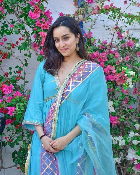 👩🏻 *Shraddha Kapoor* 👩🏻 For more: actressblaze.com #actressblaze #shraddhakapoor #actresshotphotos Army Room Decor, Shraddha Kapoor, April 11, Salwar Suits, Actresses, On Instagram, Instagram